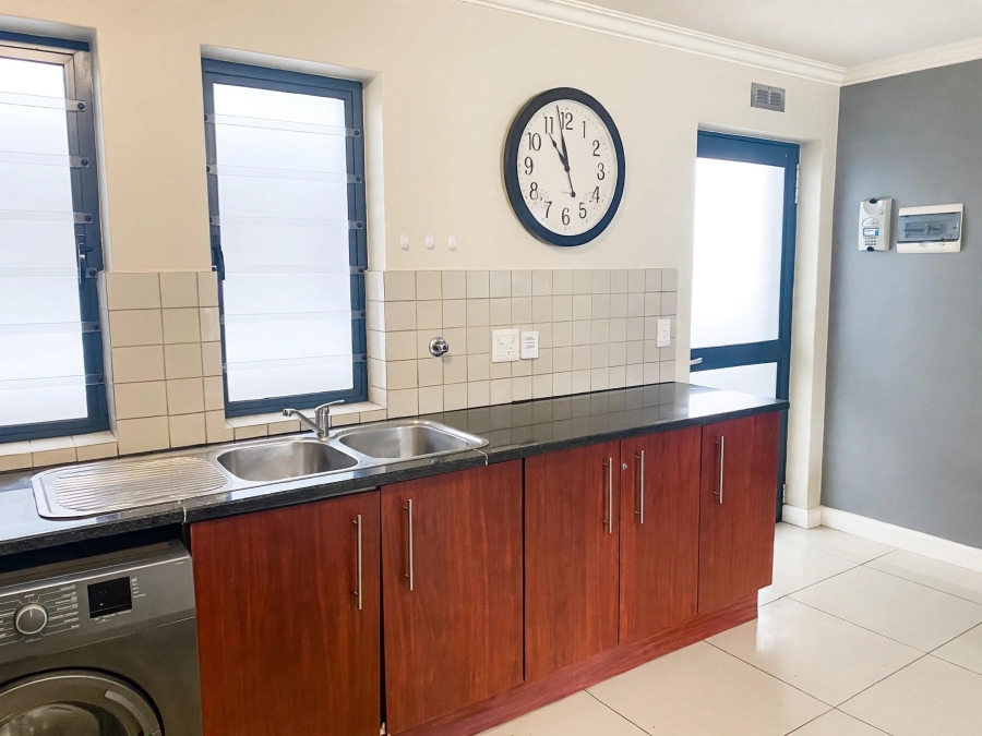To Let 1 Bedroom Property for Rent in Knysna Central Western Cape